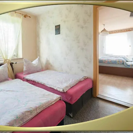 Apartamento Ferienwohnung Waldidylle